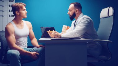 Doktor randevusundaki hasta. Sağlık hizmeti kavramı