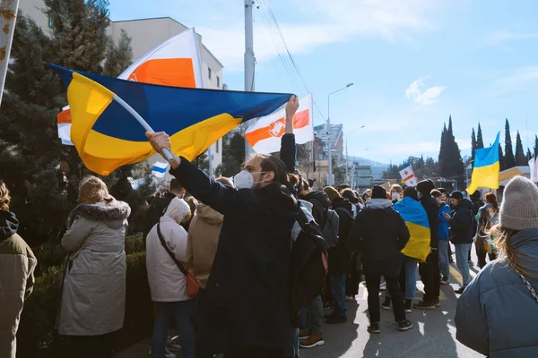 反对乌克兰战争的抗议 在格鲁吉亚第比利斯抗议普京和俄罗斯恐怖 2022年3月12日 图库图片
