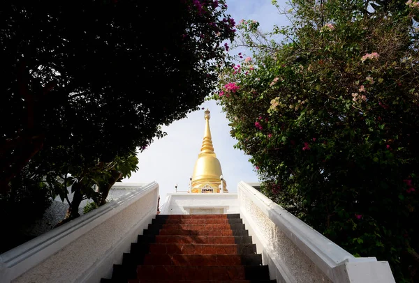 Kamu Alanı Wat Khao Chong Krachok Tapınağı Wat Thammikaram Worawihan — Stok fotoğraf