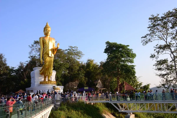 Loei Thailand January 2022 Tourists Chiang Khan Skywalk New Landmark — стокове фото