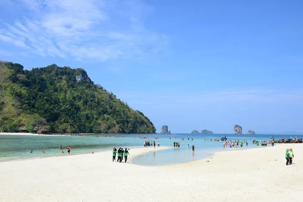 Krabi Thailand March 2022 관광객들 폭에서 — 스톡 사진