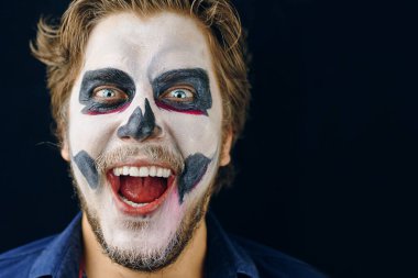 Cadılar Bayramı 'nda ölen makyajcı.