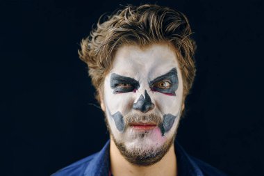 Ölüm gününün maskeli adamı Cadılar Bayramı 'nda