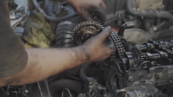 Motor mecánico de reparación — Vídeos de Stock