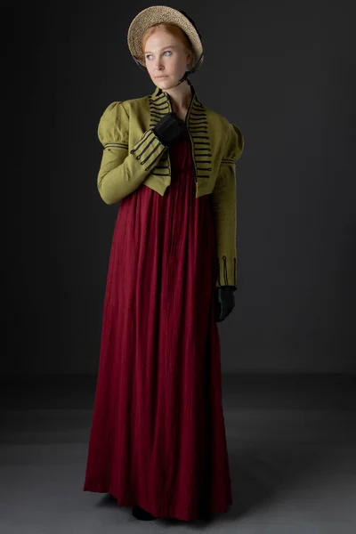 Regency Woman Wearing Red Linen Dress Green Braided Spencer Bonnet — Stock Photo, Image