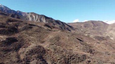 Nepal 'in Himalaya Dağları' nın çorak yabanın güzelliği....