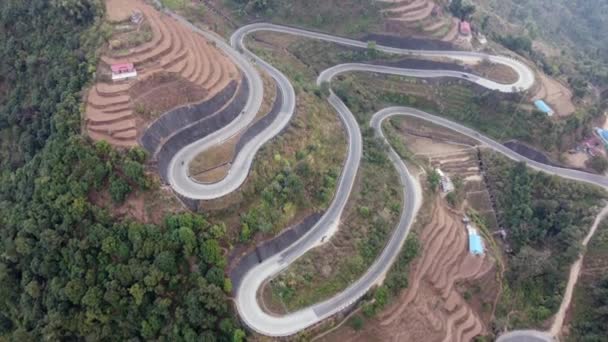 Uma Visão Aérea Tráfego Rodovia Bardibas Highway Mostrando Switchbacks Vira — Vídeo de Stock