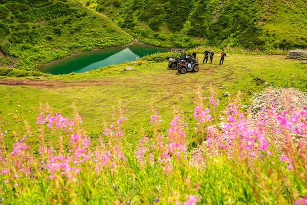 Arkhyz Rússia Agosto 2021 Turistas Atv Ssv Nas Montanhas Cáucaso Imagens Royalty-Free