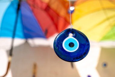 Nazar, Türkiye 'de yerli halk ve turistler için hatıra ve hediye olarak popüler geleneksel Türk muskaları.