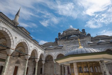 Beyazit Camii ya da Beyazit Camii - İstanbul, Türkiye 'nin en eski camilerinden biri