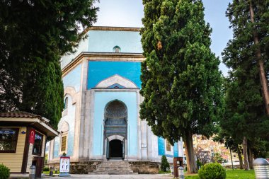 Yeşil Mezar (Türkçe: Yeil Trbe), Bursa, Türkiye 'deki beşinci Osmanlı Sultanı I. Mehmed' in mozolesi..