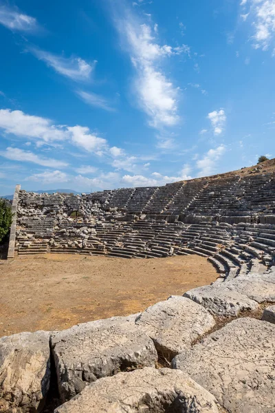 Türkiye Nin Antik Xanthos Sitesi Yakınlarındaki Leto Tapınağındaki Letoon Tiyatrosu — Stok fotoğraf