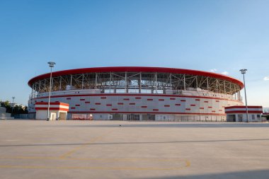 Antalya, Türkiye - Ekim 2021: Antalya Stadyumu, Türkiye 'nin Antalya kentinde çok amaçlı bir stadyum. Çoğunlukla Antalyaspor futbol maçlarında kullanılır.