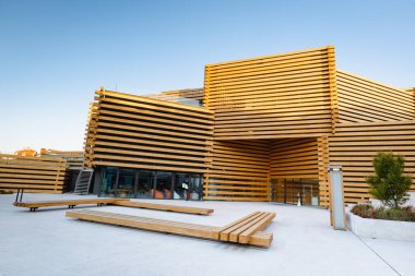 Eskisehir, Türkiye - Ekim 2021: Eskisehir, Türkiye 'deki Odunpazari Modern Sanat Müzesi. Müzede modern ve çağdaş sanatlar sergilenmektedir.
