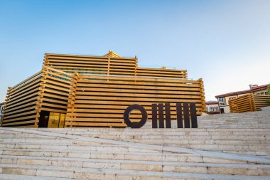 Eskisehir, Türkiye - Ekim 2021: Eskisehir, Türkiye 'deki Odunpazari Modern Sanat Müzesi. Müzede modern ve çağdaş sanatlar sergilenmektedir.