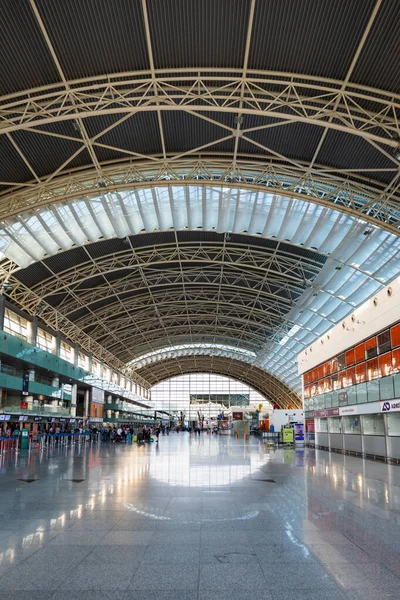 Измир Турция Июнь 2022 Года Архитектура Терминала Вылета Аэропорта Имени — стоковое фото