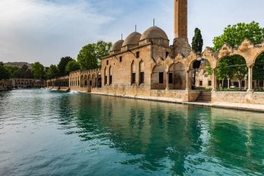 Balikligol (The Fish Lake in English) in Sanliurfa, Turkey. The historic Pool of Abraham, or Pool of Sacred Fishin the city of Urfa, Turkey