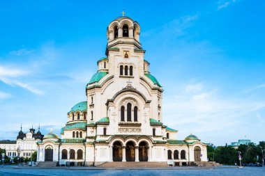 Bulgaristan 'ın Sofya kentindeki Alexander Nevsky Katedrali. Ortodoks kilisesi Bulgaristan 'ın Sofya kentinin en ünlü simgesi.