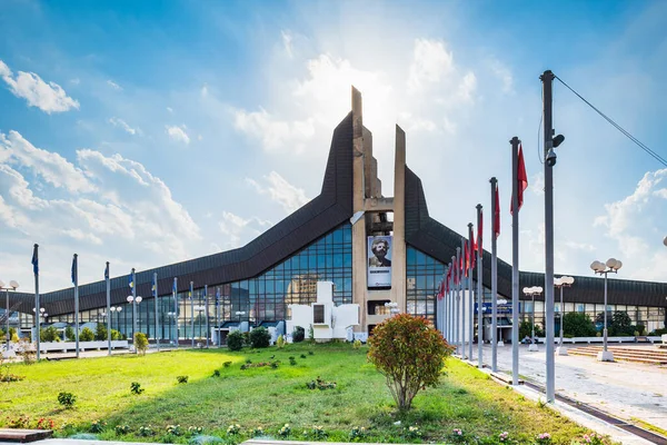 2022年7月 科索沃普里斯廷 科索沃共和国首都普里斯廷的青年和体育宫 — 图库照片