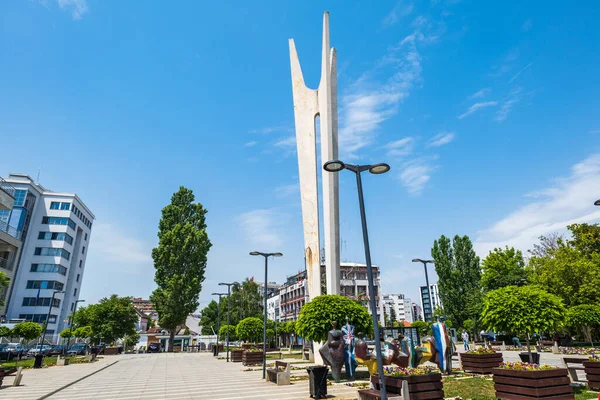 Pristina Kosovo Juni 2022 Monument Broderskap Och Enhet Pristina Kosovo — Stockfoto