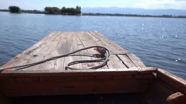 Framsidan Båten Väg Att Landa Phayao Lake Thailand — Stockvideo