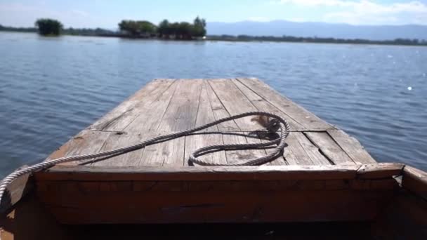 Framsidan Båten Väg Att Landa Phayao Lake Thailand — Stockvideo