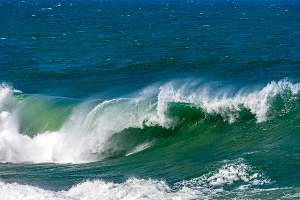 Starke Welle Bricht Hart Ins Meer Strand Von Ipanema Rio — Stockfoto