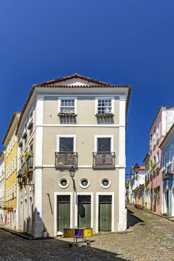 Salvador, Bahia 'daki Pelourinho bölgesinde geleneksel ev ve tepe mimarisi