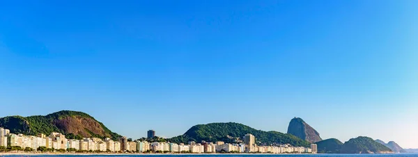 Panoramic Image Copacabana Beach Sugar Loaf Mountain Its Buildings Hills — Stock Photo, Image