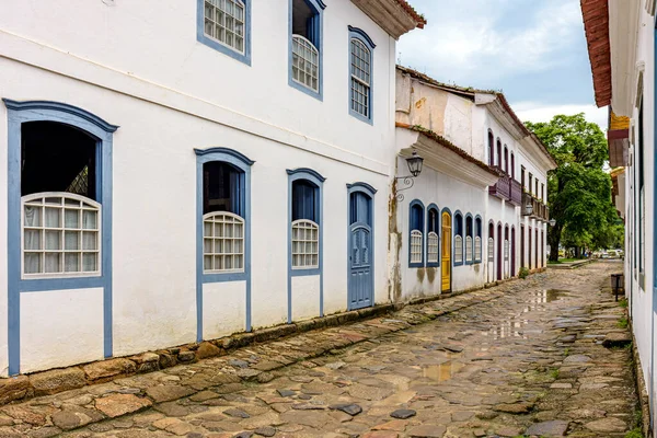 Calles Tranquilas Con Antiguas Casas Estilo Colonial Adoquines Histórica Ciudad —  Fotos de Stock