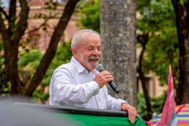 Eski Cumhurbaşkanı Lula, Ekim 2022 'de Minas Gerais eyaletinin Belo Horizonte kentinde yeniden cumhurbaşkanı seçilme kampanyası sırasında