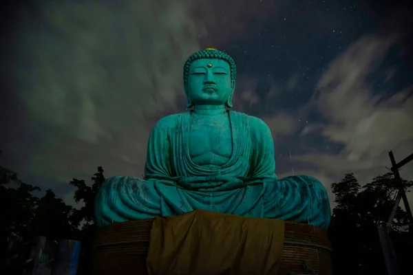Grande Buddha Daibutsu Sul Terreno Del Tempio Kotokuin Kamakura Japa — Foto Stock