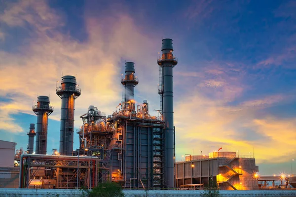 Fábrica Química Refinaria Petróleo Usina Energia Com Muitos Tanques Armazenamento — Fotografia de Stock