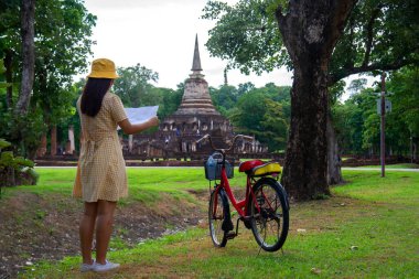 Tayland 'daki Sukhothai' ye Asyalı turistler geliyor..