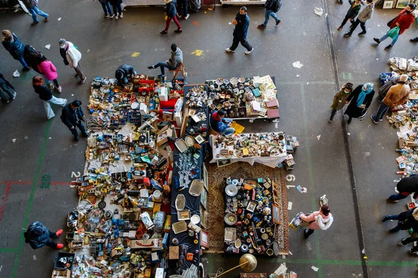 Barcelona Catalonia Spain January 2022 Unidentified People Choose Product Stalls — стоковое фото