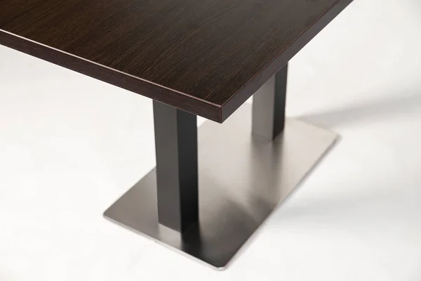 Table Metallomit Legs White Background — Stockfoto