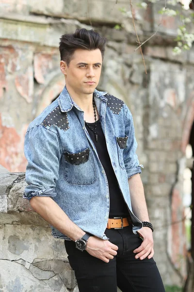 Stylish Guy Standing Street Denim Jacket Men Looks — Stock Fotó