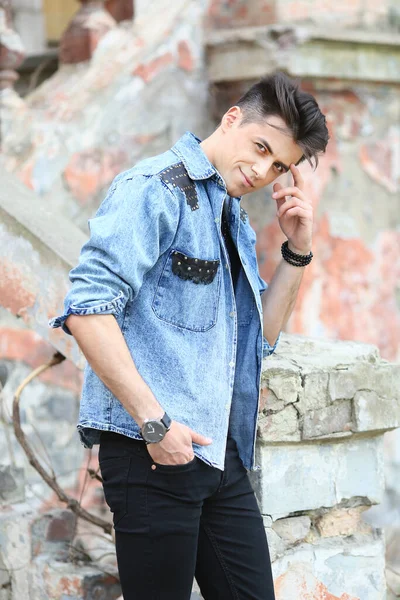 Stylish Guy Standing Street Denim Jacket Men Looks — Fotografia de Stock