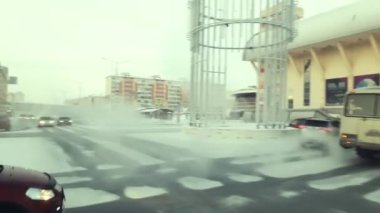 Norilsk, Rusya - Şubat 02, 2022: Norilsk Metalurji Meydanı 'ndaki alışveriş merkezi.