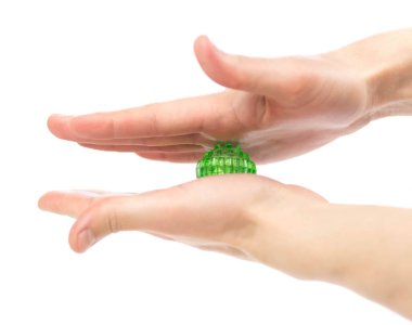 Massager Su Jok. Parmaklar ve eller için top. Kapat..