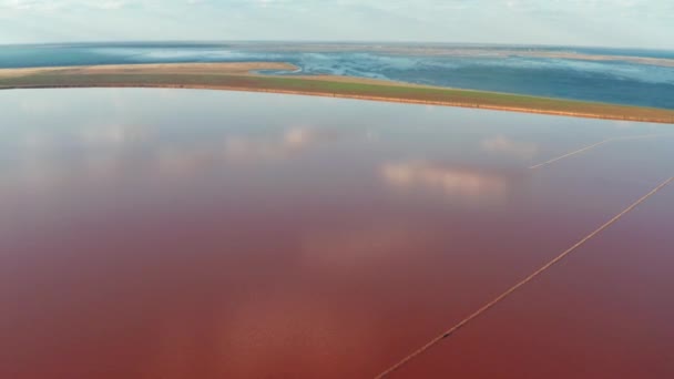 Hermosa Vista Superior Del Lago Salado Rosado Hermosa Puesta Sol — Vídeo de stock