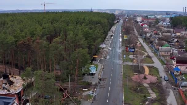 Hostomel Kyev Region Ukraine 2022 Κάτοψη Του Δρόμου Αεροφωτογραφία Των — Αρχείο Βίντεο