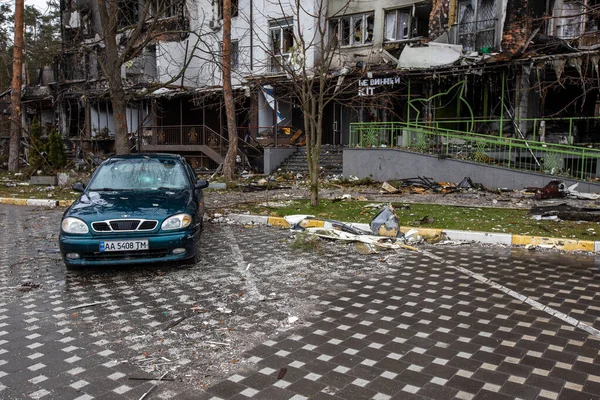 Lövöldözés Irpin Utcáin Ukrajna Városai Orosz Megszállás Után Irpin Bucha — Stock Fotó