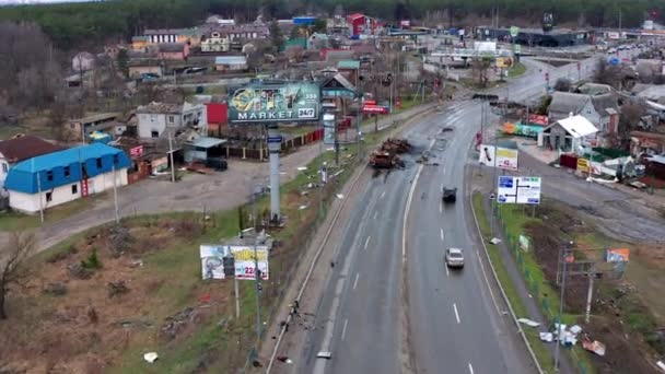 Hostomel Región Kyev Ucrania 2022 Vista Superior Carretera Equipo Destruido — Vídeo de stock