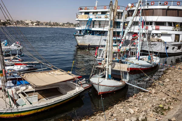 Luxor Egypt January 2019 Beautiful Fishing Pleasure Boats Nile Luxor - Stock-foto