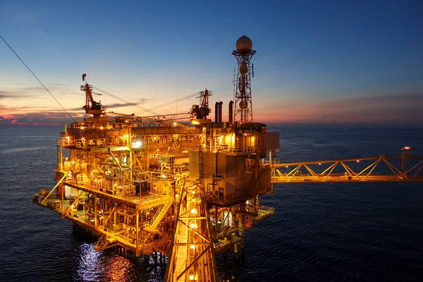 Plataforma Construcción Alta Mar Para Exoración Producción Petróleo Gas Con Fotos de stock libres de derechos