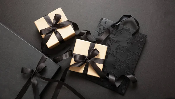 Concetto Vendita Venerdì Nero Scatole Regalo Shopping Bag Con Fiocco — Foto Stock