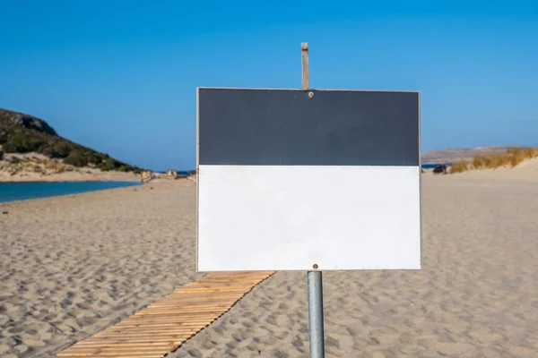 Sign Blank Billboard Sandy Beach Background Outdoors Empty Signboard Signage — Stock Photo, Image