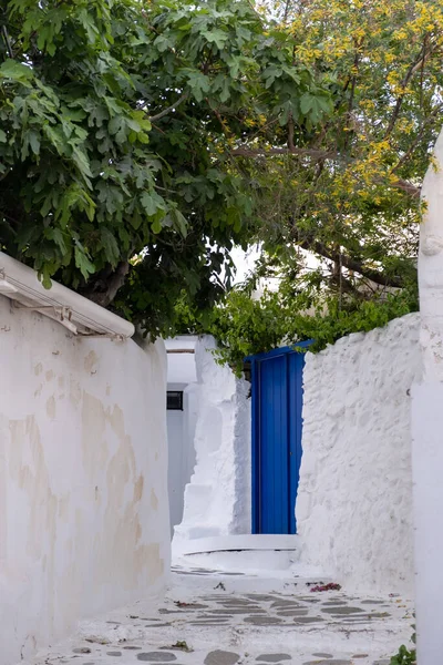 Mykonos Eiland Chora Dorp Cycladen Griekenland Witgekalkte Gebouwen Smalle Kasseistrook — Stockfoto