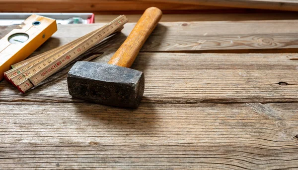 Sledge Hammer Old Used Wooden Grip Wood Copy Space Construction — Stock Photo, Image